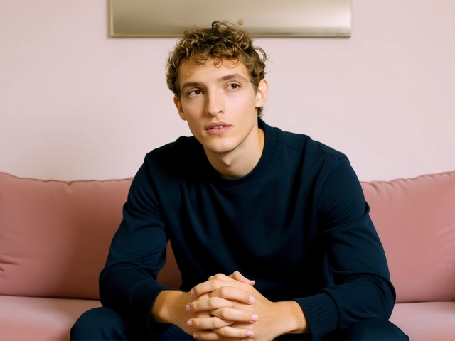 Aliocha Schneider élu révélation aux Victoires de la Musique 2025, avec une scène romantique qui fait le buzz